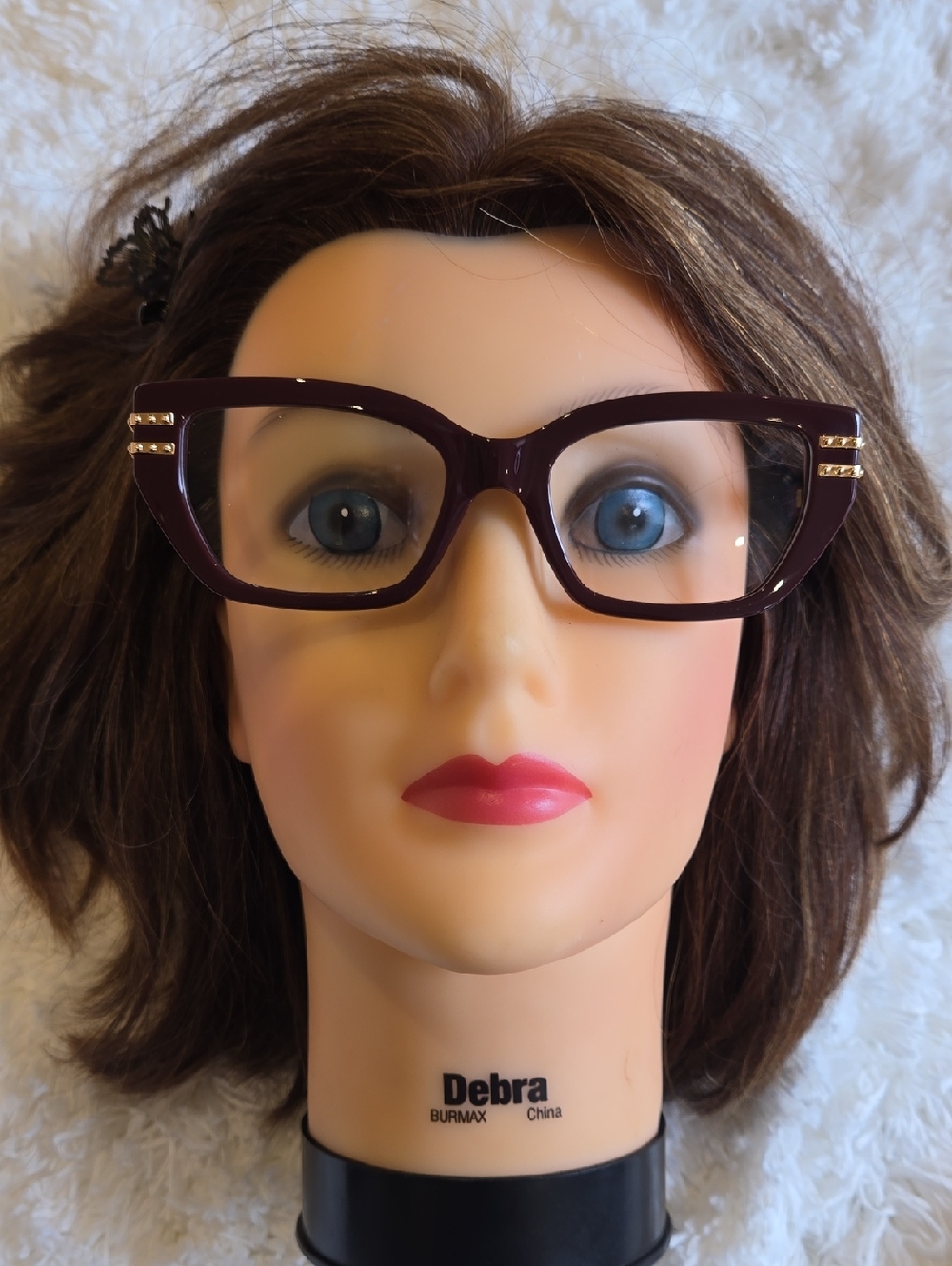 Woman's Fashion EYEGLASSES